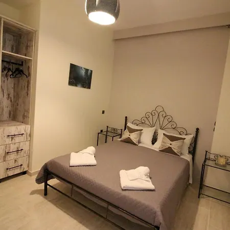 Santa Barbara Lakis Aparthotel Perivólion